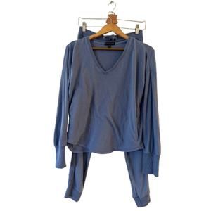 PJ Salvage Peachy In Color Long Sleeve and Pant Lounge Set Womens Size XS Blue‎